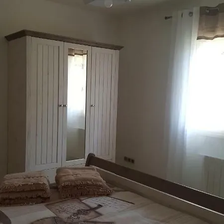 Les Prairies De L'encreme *