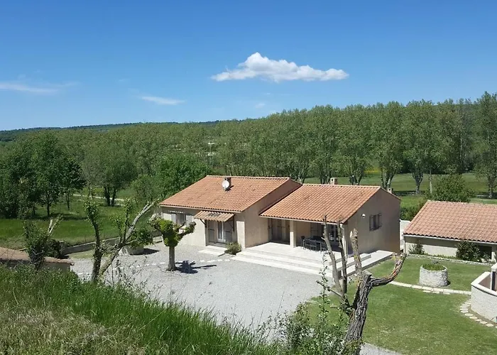 Les Prairies De L'encreme Céreste